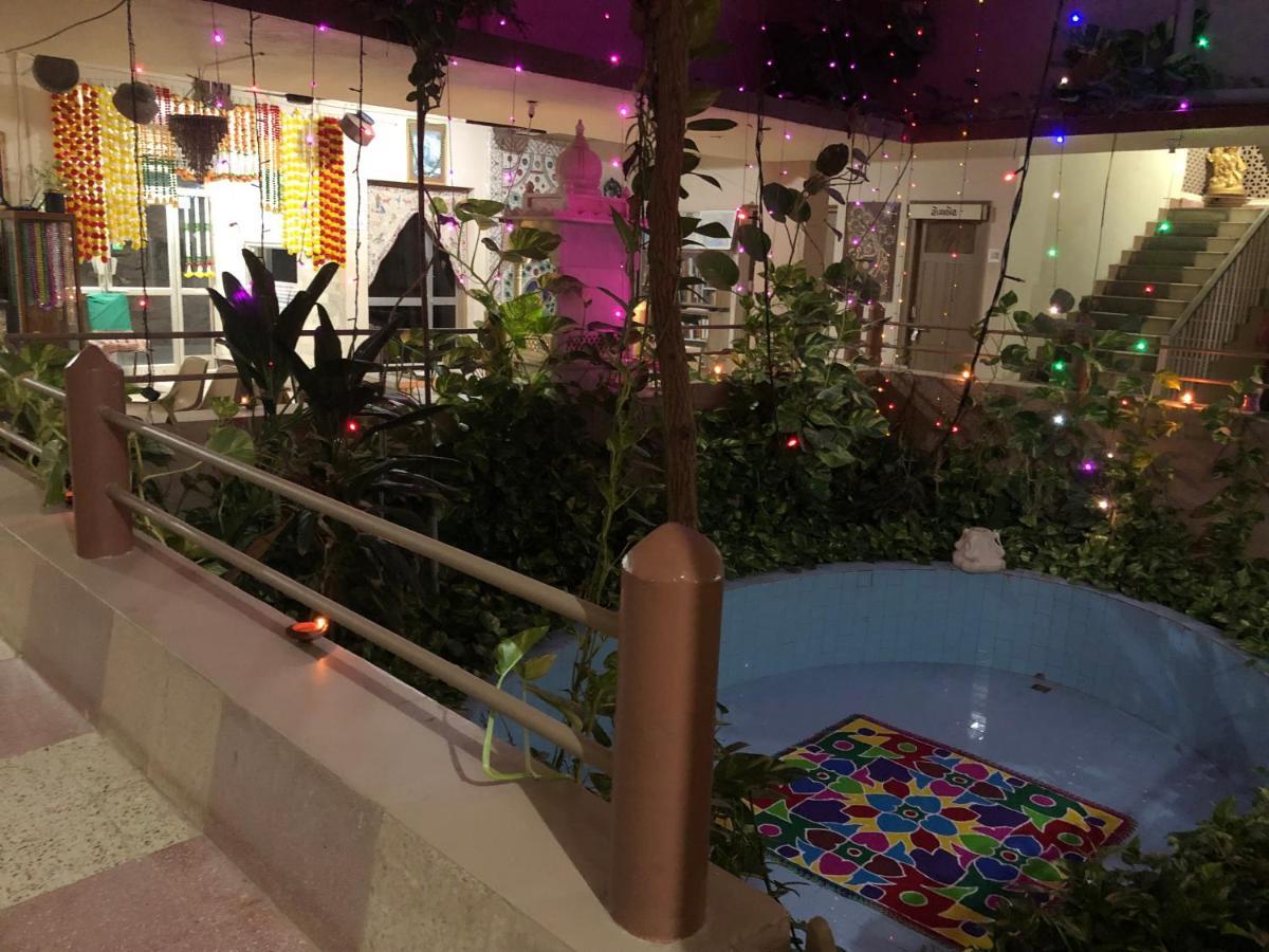 Rukmavati Guest House Mundra Exterior photo